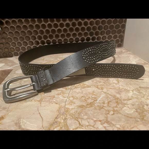 Accessories - Unique New Black Belt